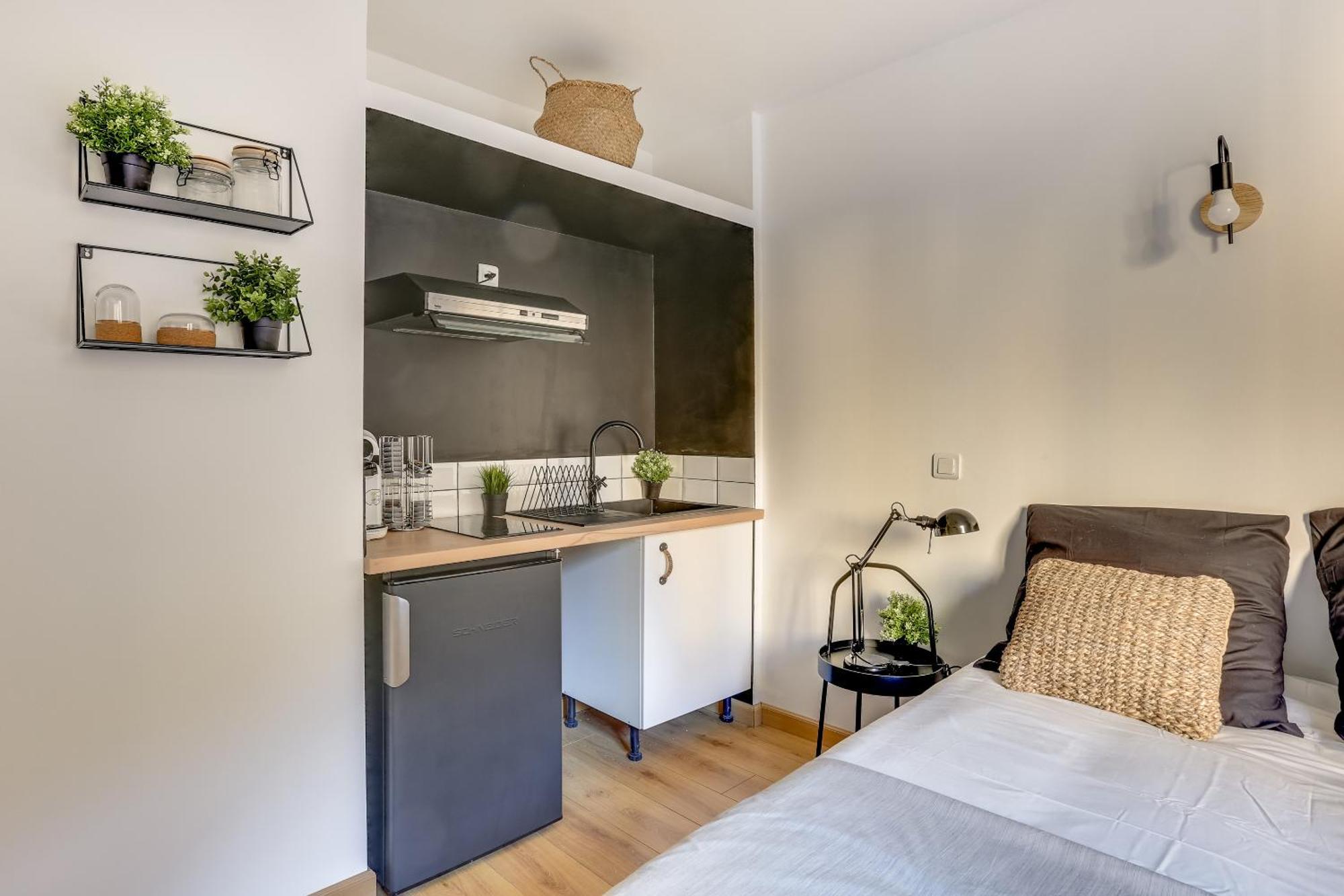 Suites Independantes Toutes Equipees Leopold Ou Carnot Nancy Pokoj fotografie